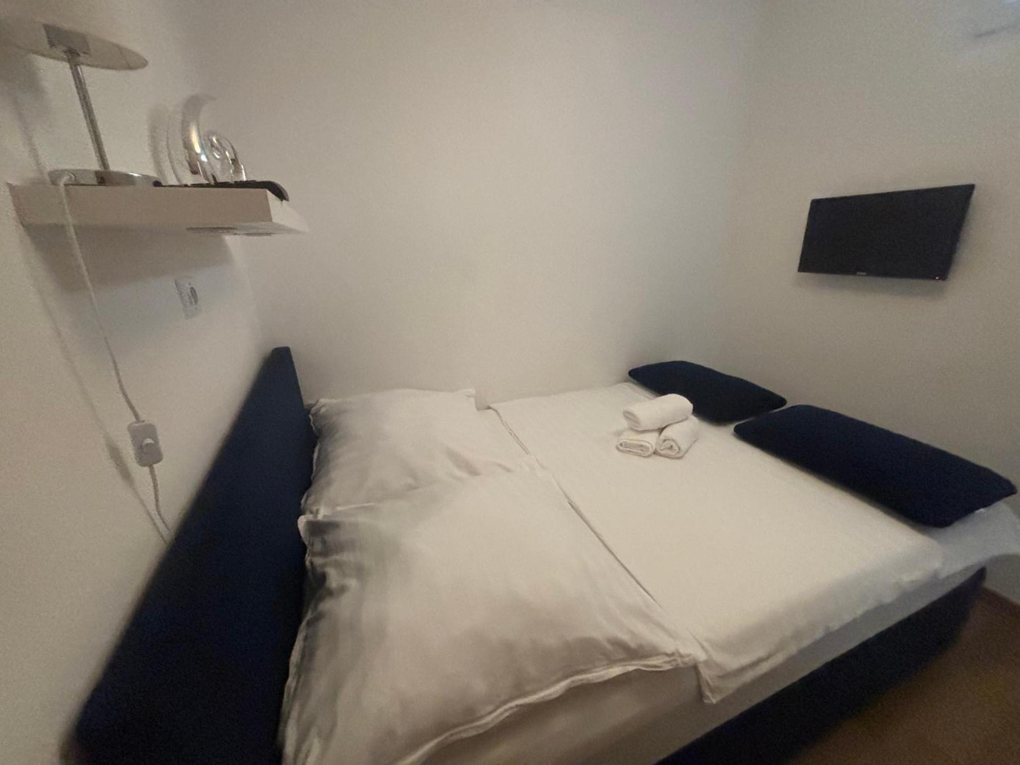 Apartment Dalmatinos Split Znjan ภายนอก รูปภาพ